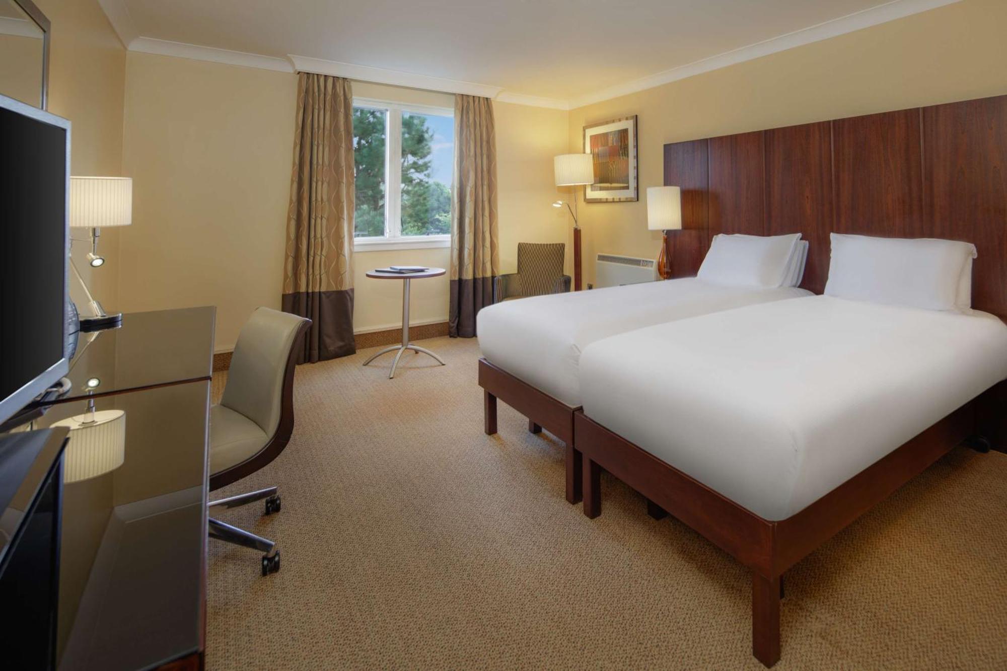 Doubletree By Hilton Belfast Templepatrick Hotel Exterior photo