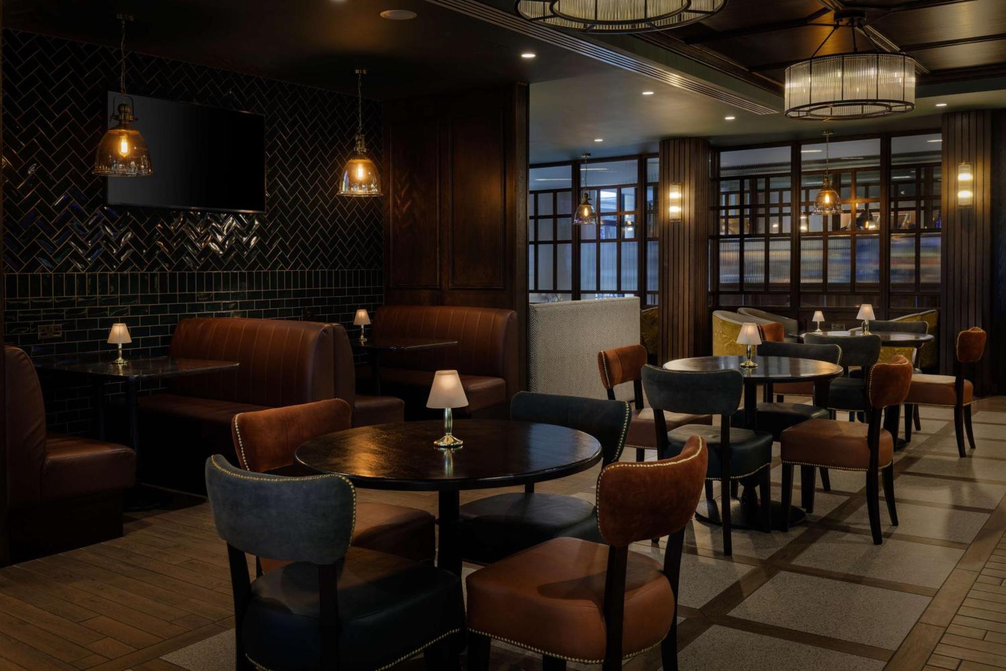 Doubletree By Hilton Belfast Templepatrick Hotel Exterior photo