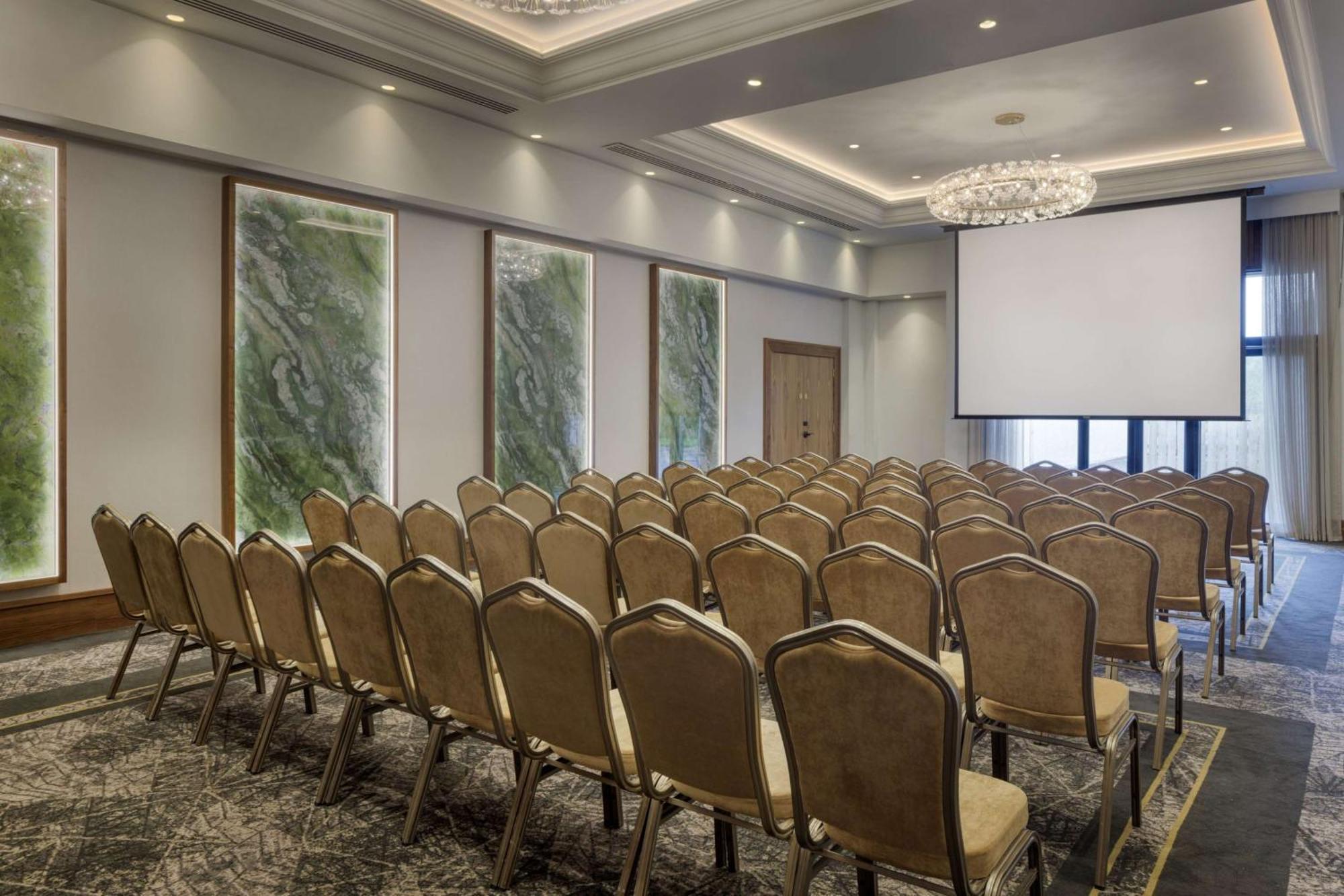Doubletree By Hilton Belfast Templepatrick Hotel Exterior photo